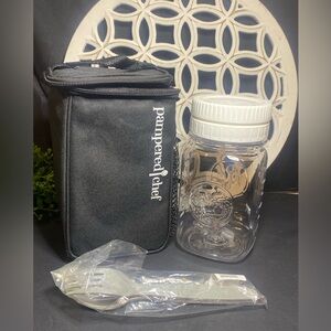 NWOT Pampered Chef Salad Container 4 Piece Set